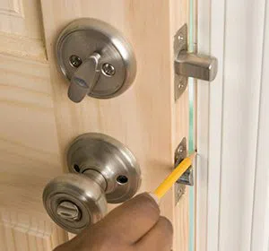 community Locksmith Store San Diego, CA 858-365-1473 community Locksmith Store San Diego, CA 858-365-1473 - unlock-door